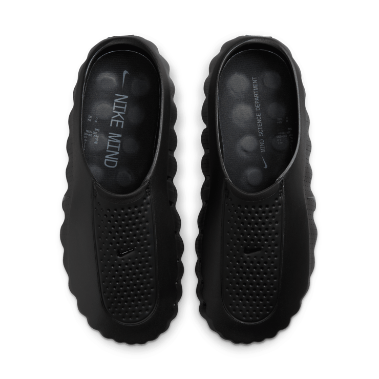 Nike Mind 001 Triple Black Angle 3