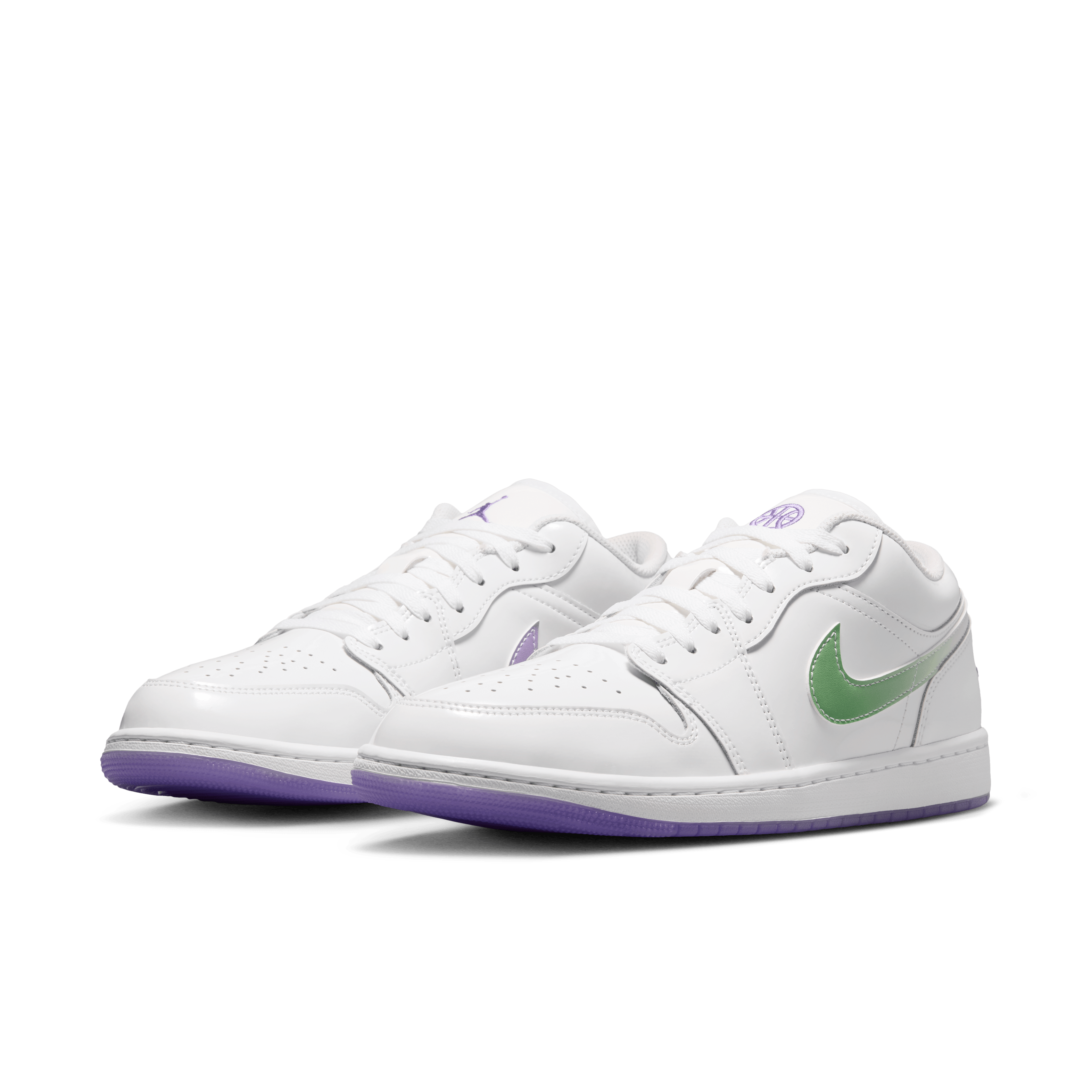 Air Jordan 1 Low SE Quai54 Angle 4