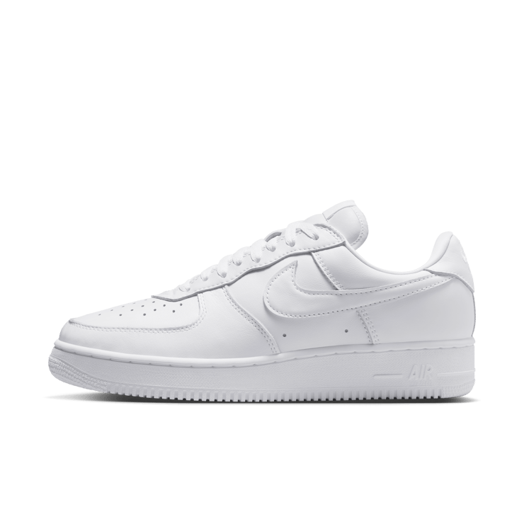 Nike Air Force 1 Low '01 Triple White Angle 0
