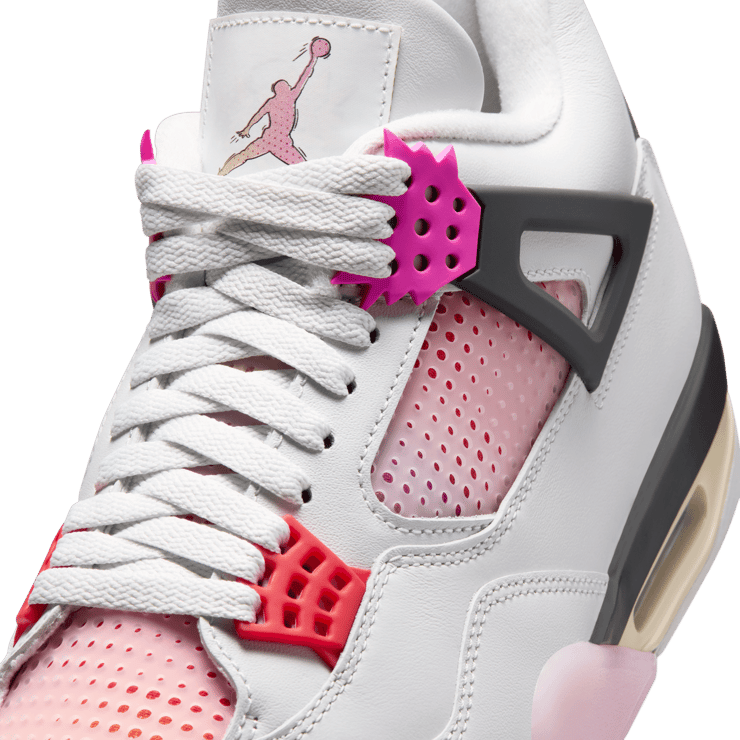 Air Jordan 4 Retro Comic Angle 5