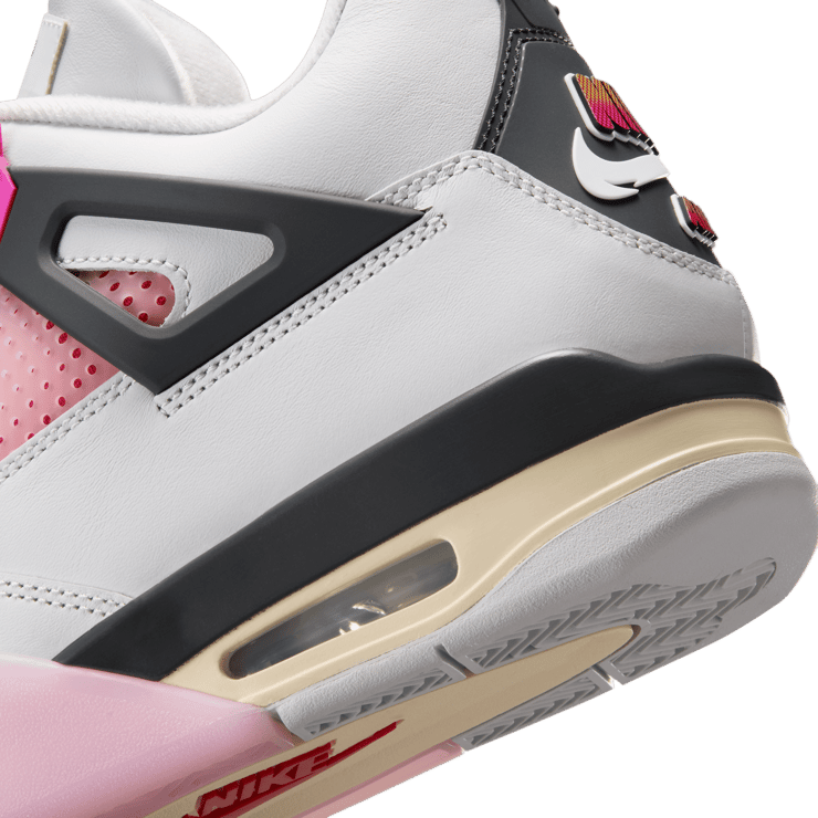Air Jordan 4 Retro Comic Angle 6