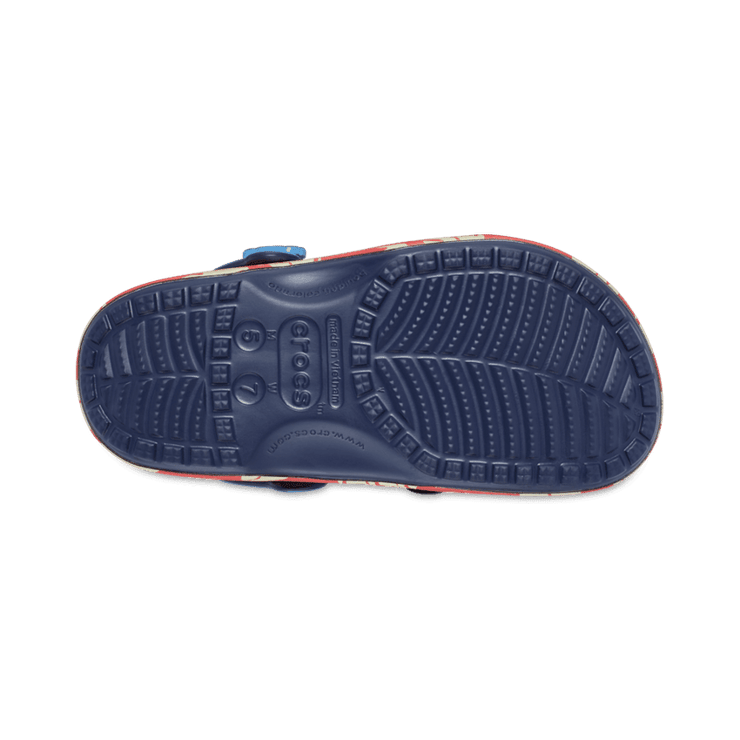 Crocs Classic Clog Lilo & Stitch Angle 2