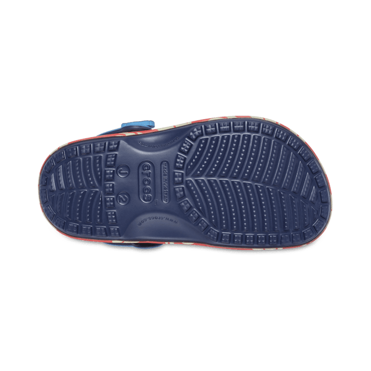 Crocs Classic Clog Lilo & Stitch (GS) Angle 2