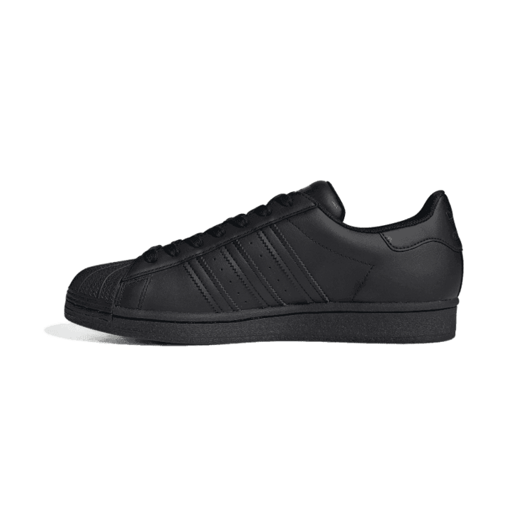 adidas Superstar All Black Angle 4
