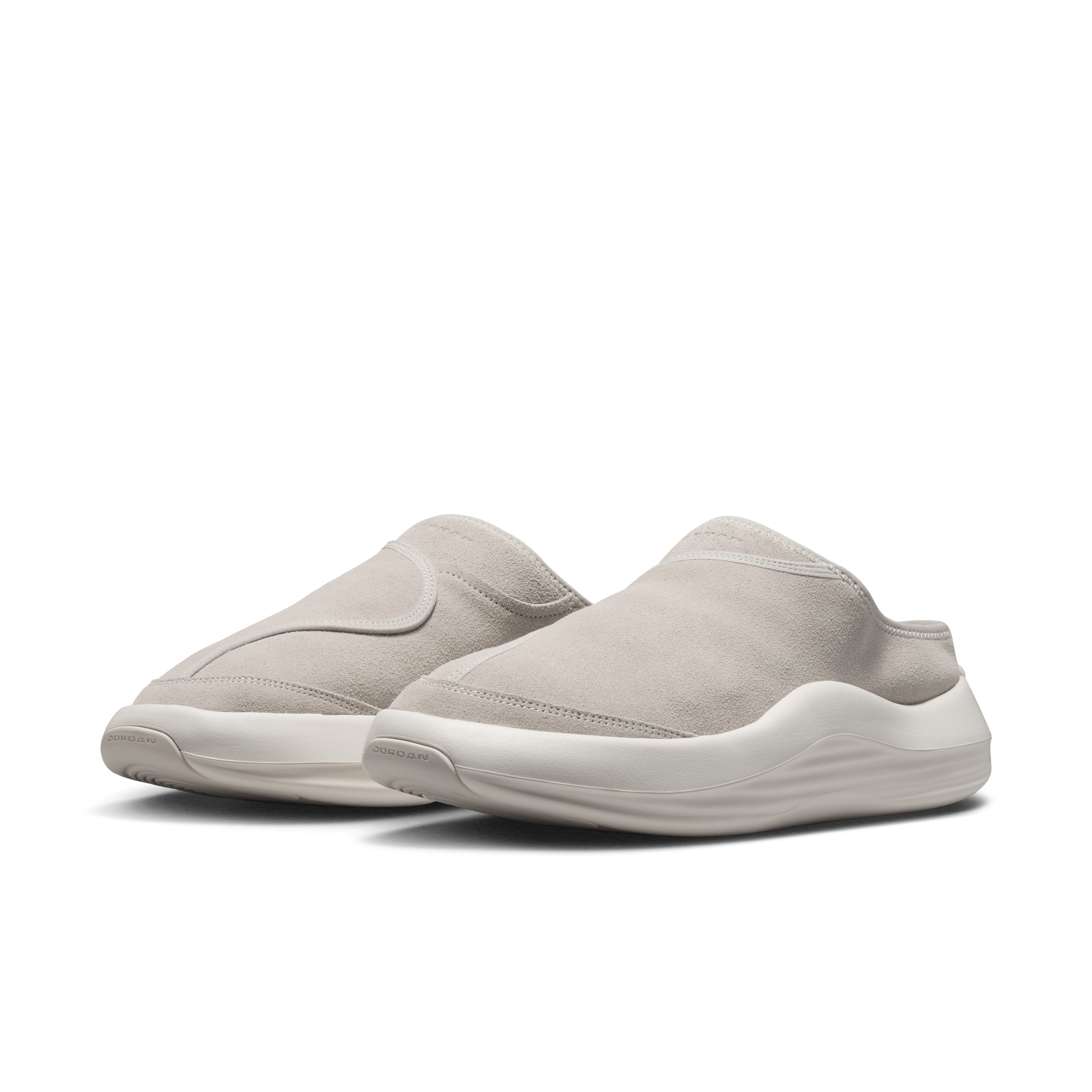 Jordan Future Mule Light Iron Ore Angle 4