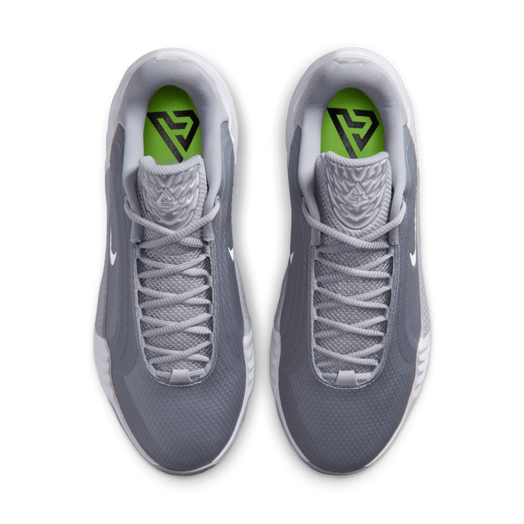 Nike Giannis Freak 8 Wolf Grey Angle 3