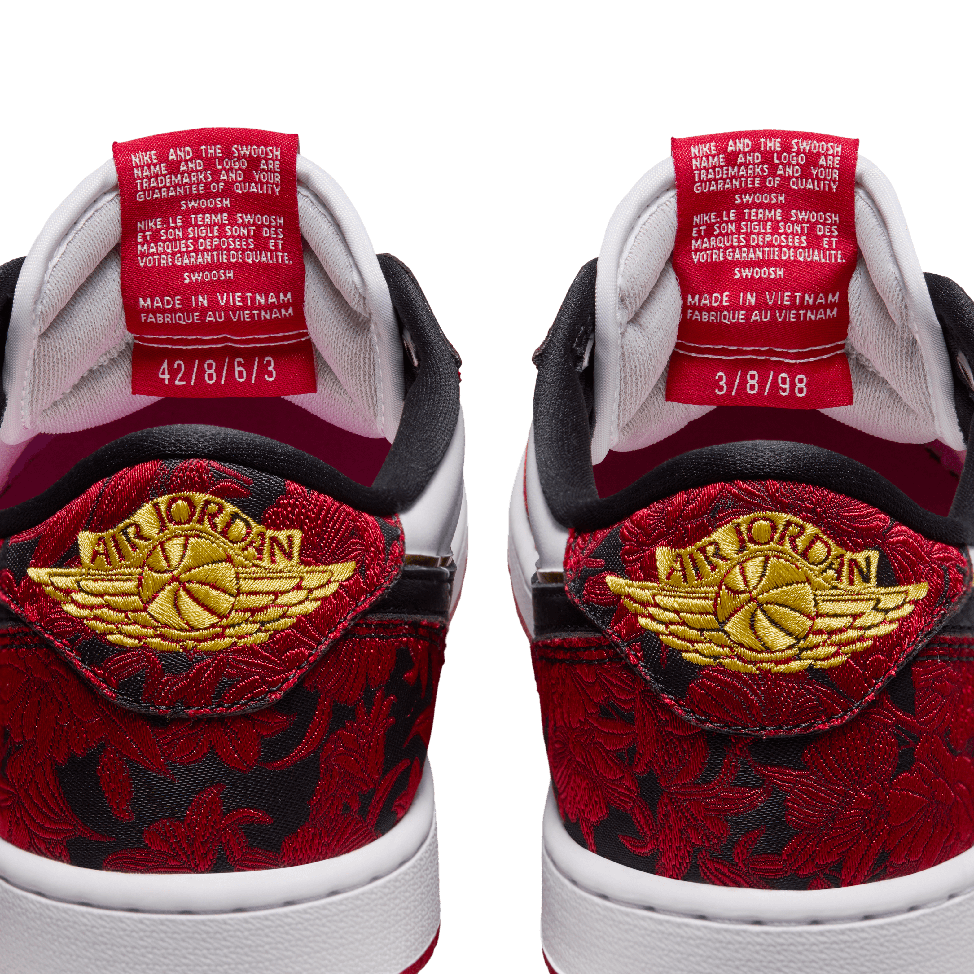 Air Jordan 1 Retro Low OG Last Dance at the Garden Angle 8