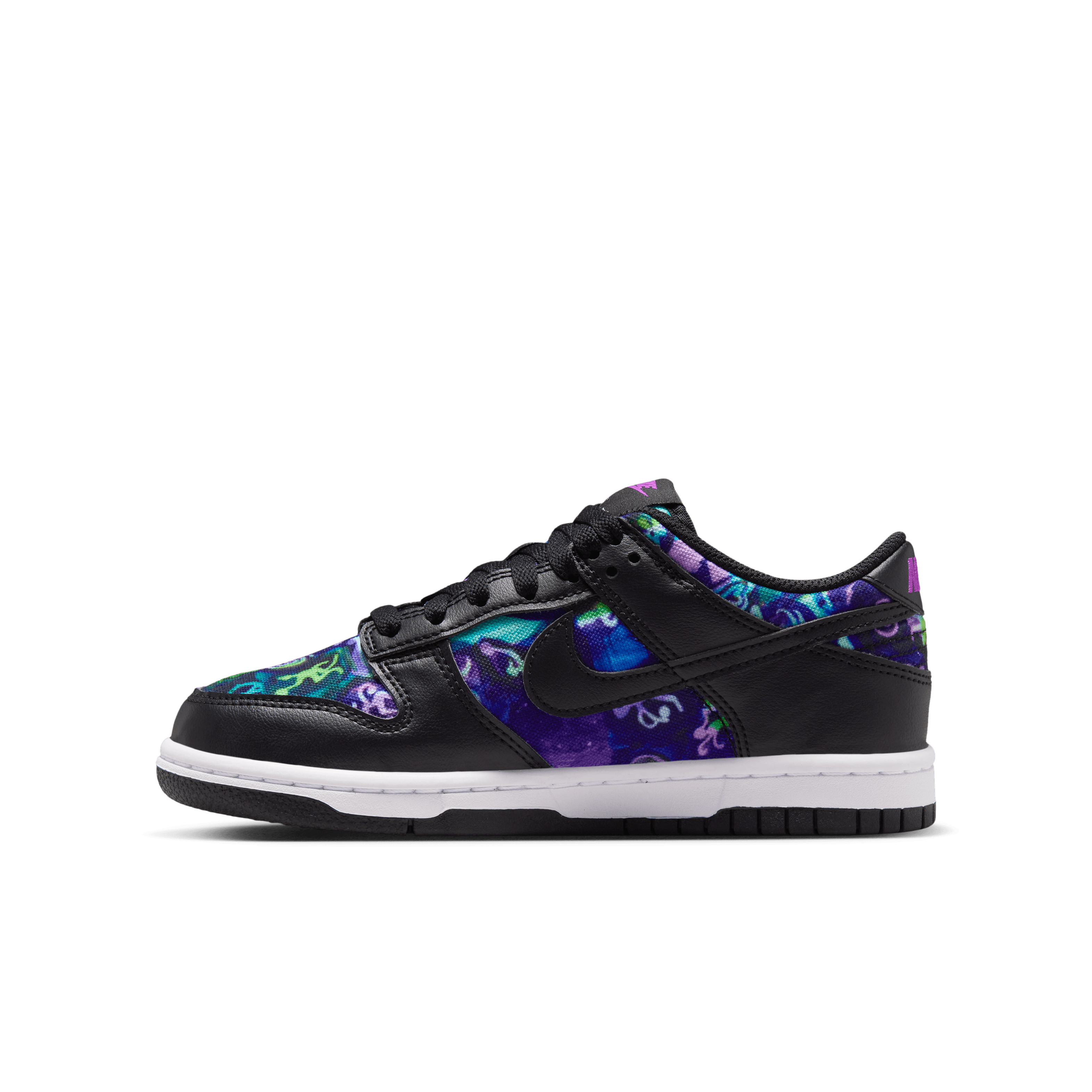 Nike Dunk Low Andrea Bergart (GS) Angle 0
