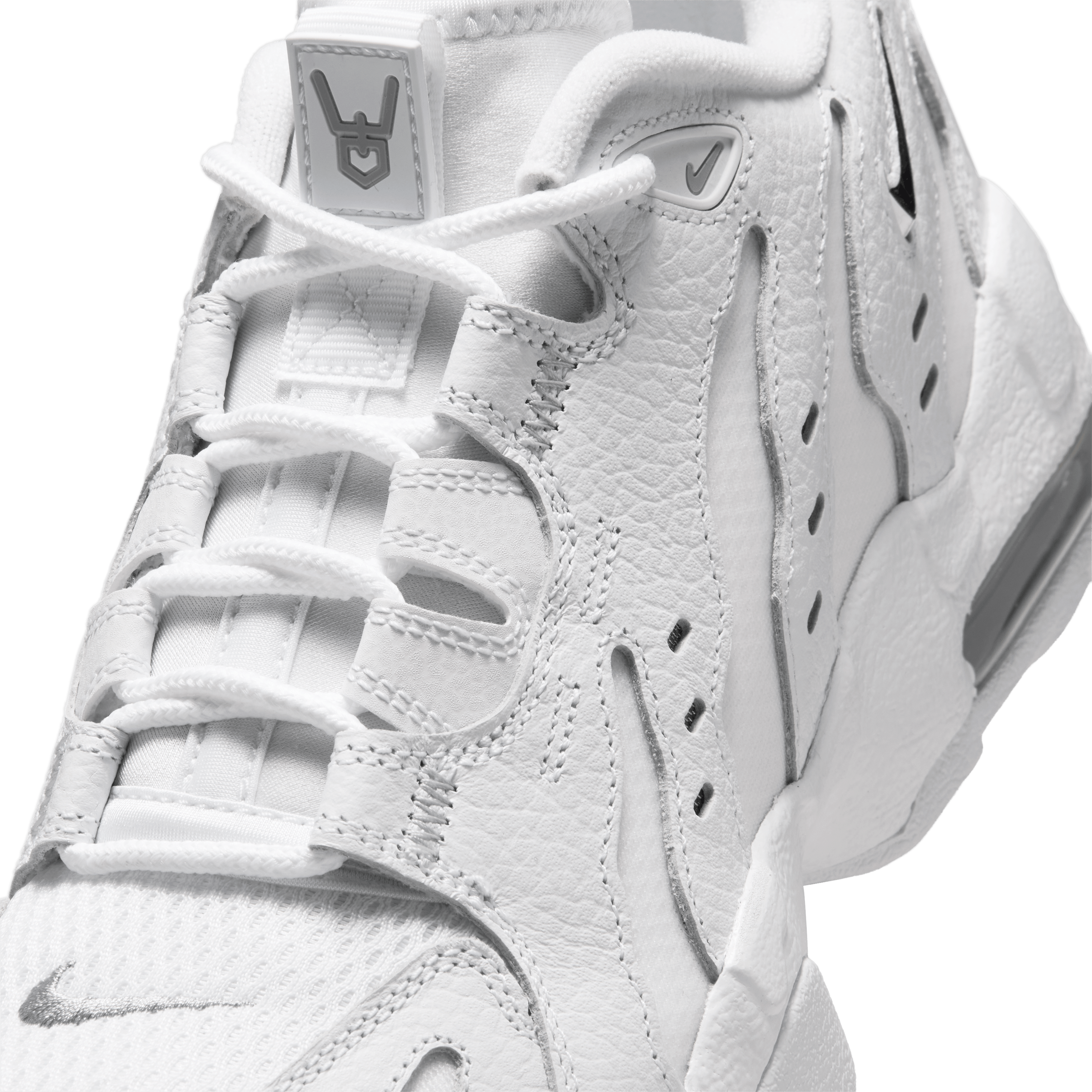 Nike Air DT Max 96 Low Triple White Angle 6