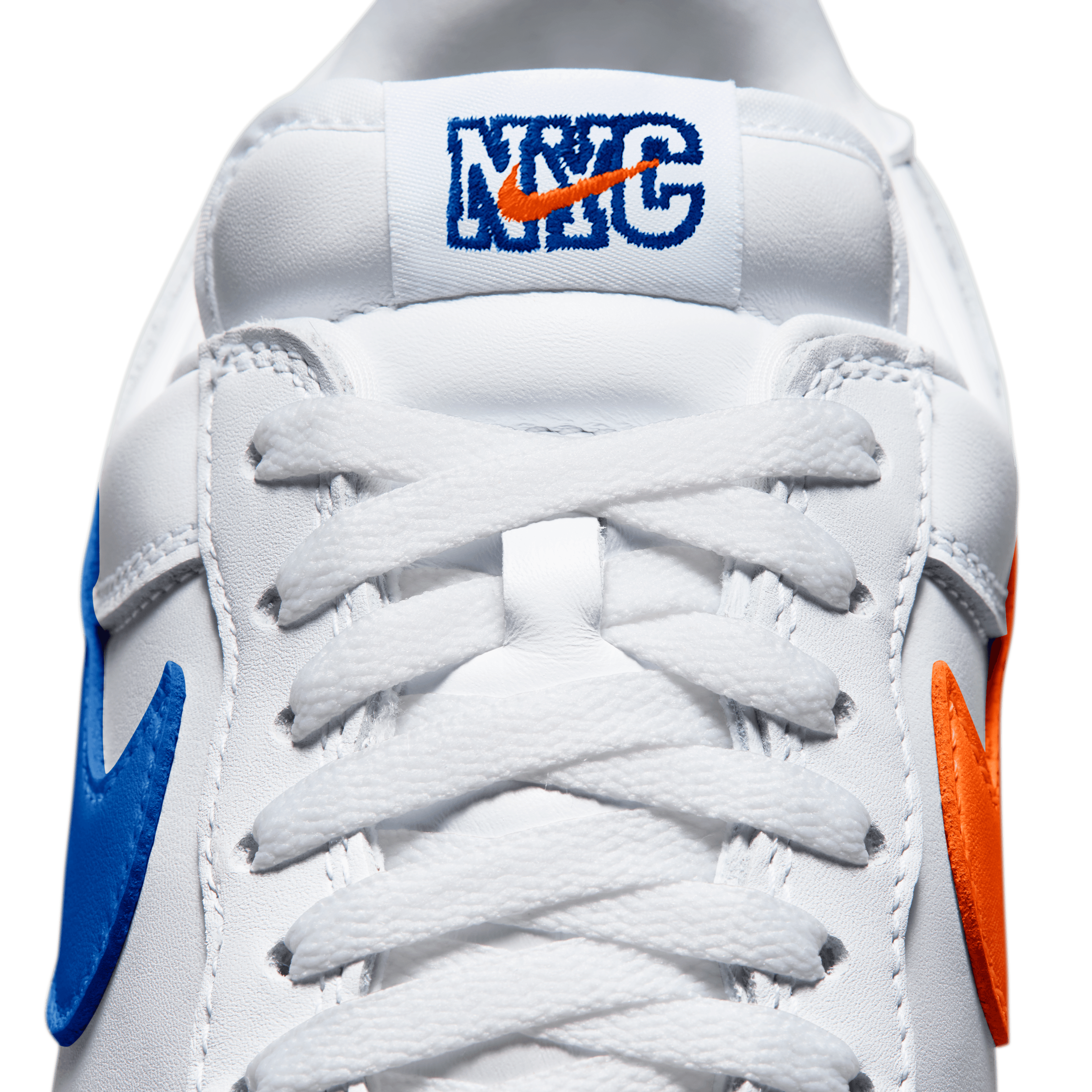 Nike Air Force 1 01 NYC Angle 9