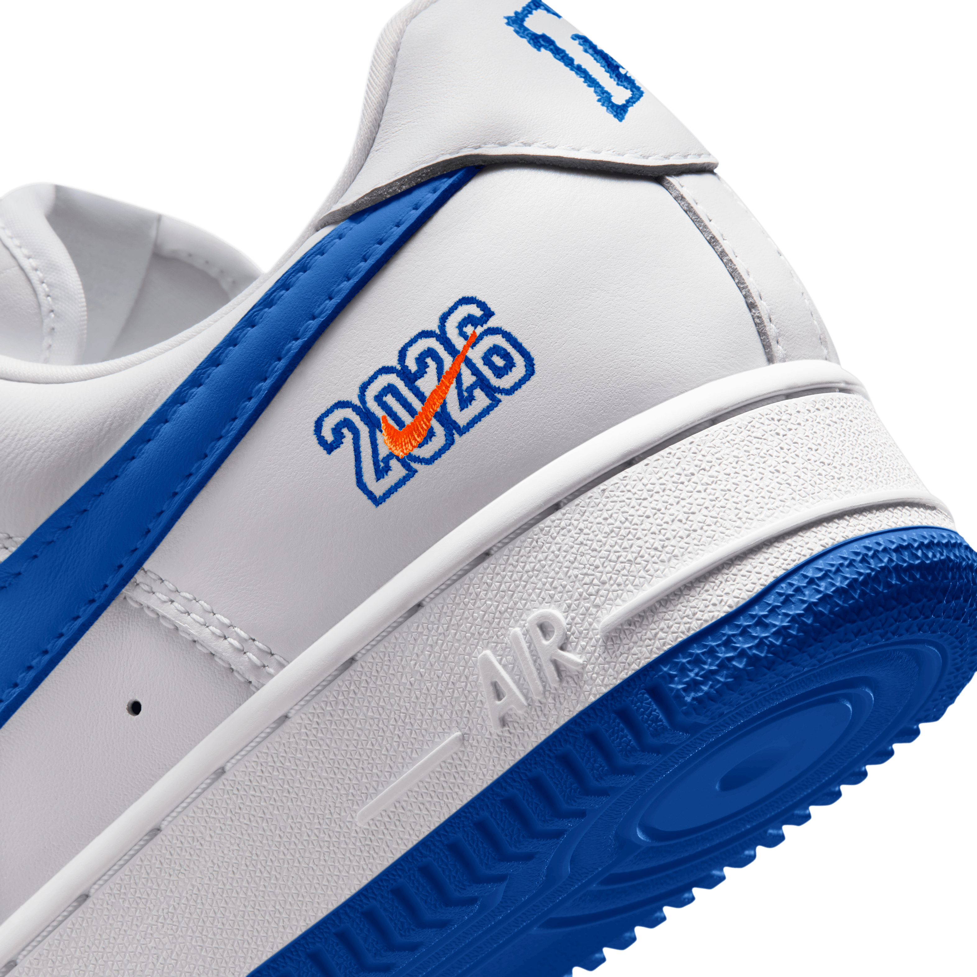 Nike Air Force 1 01 NYC Angle 7