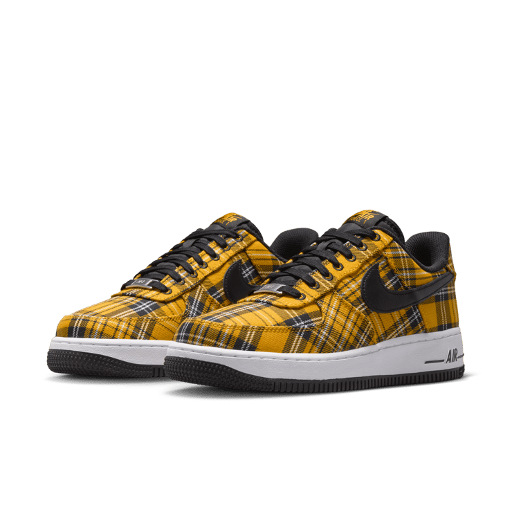 Nike Air Force 1 Low Yellow Plaid (W) Angle 4