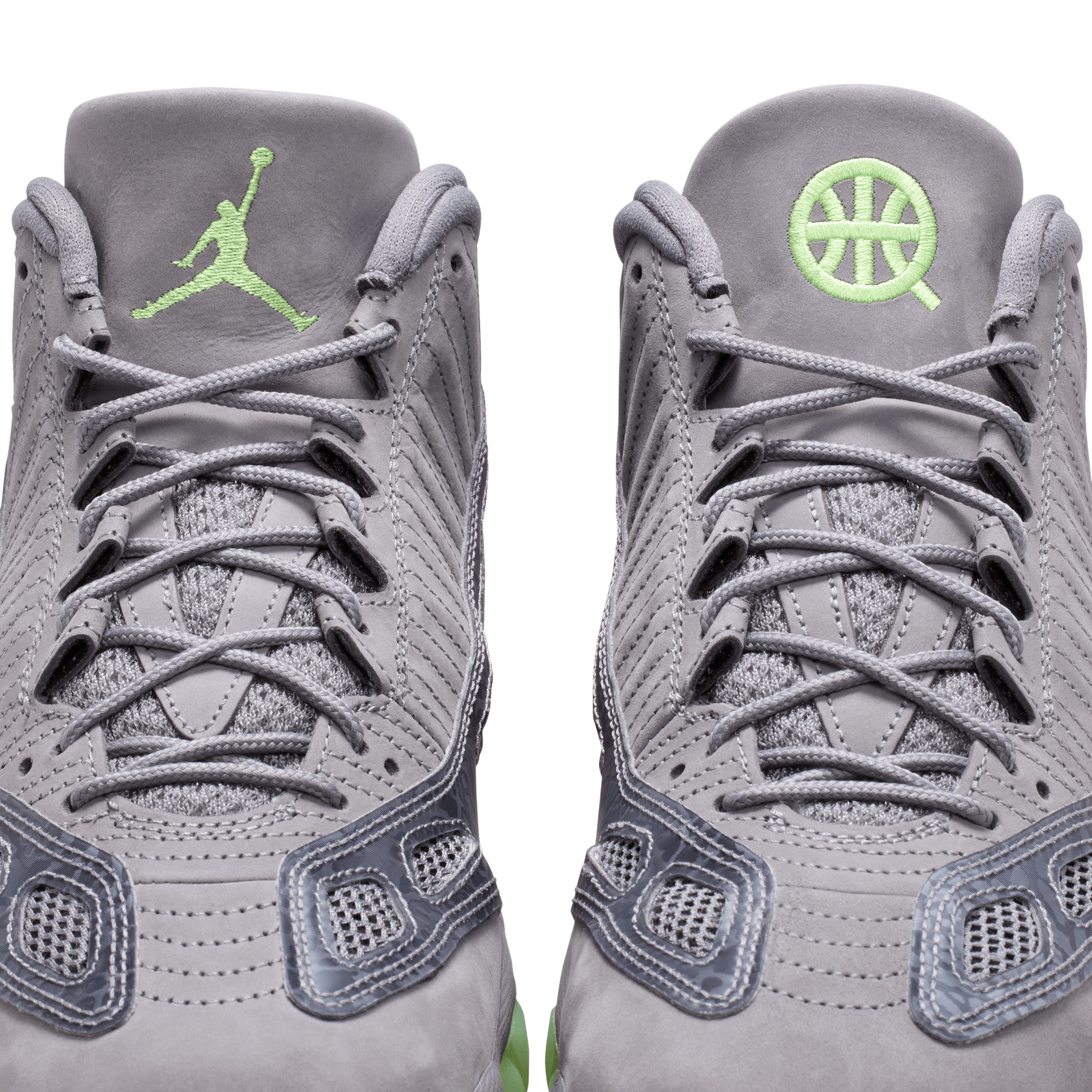Air Jordan 11 Retro IE Quai54 Angle 10