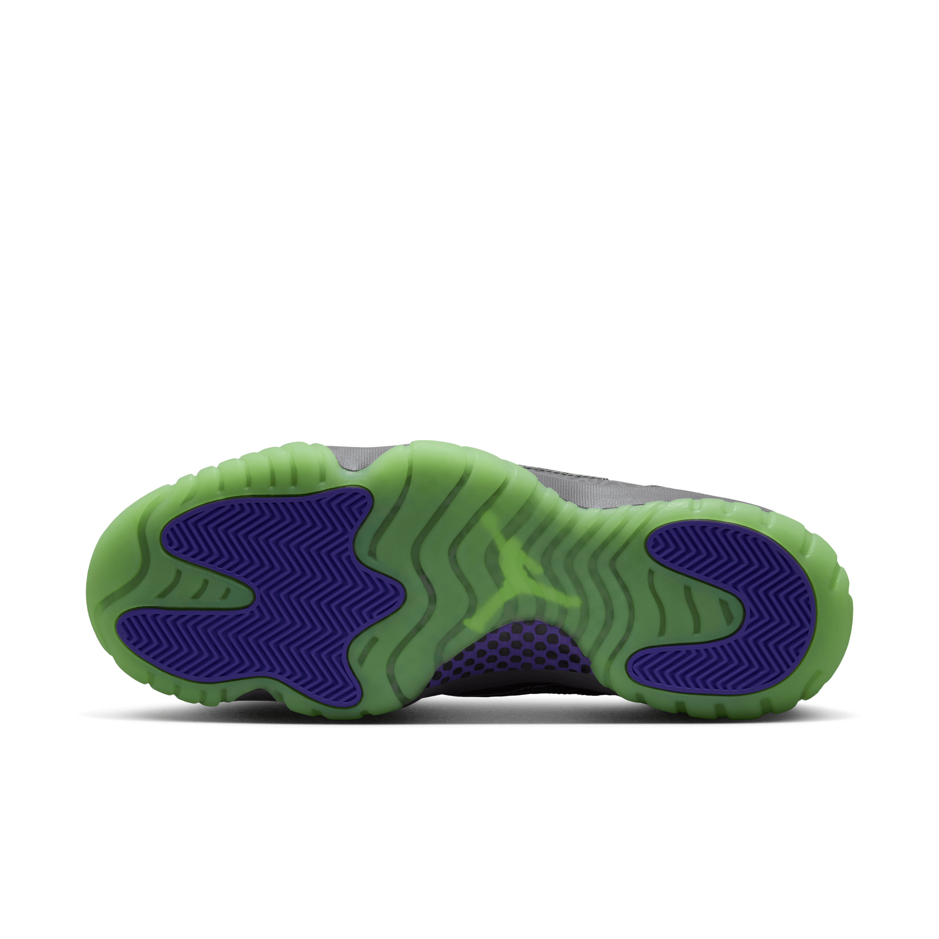 Air Jordan 11 Retro IE Quai54 Angle 1