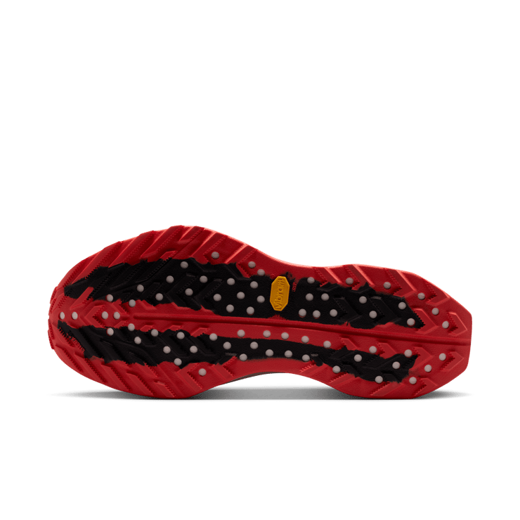 Nike ACG Ultrafly Trail Light Crimson Angle 1