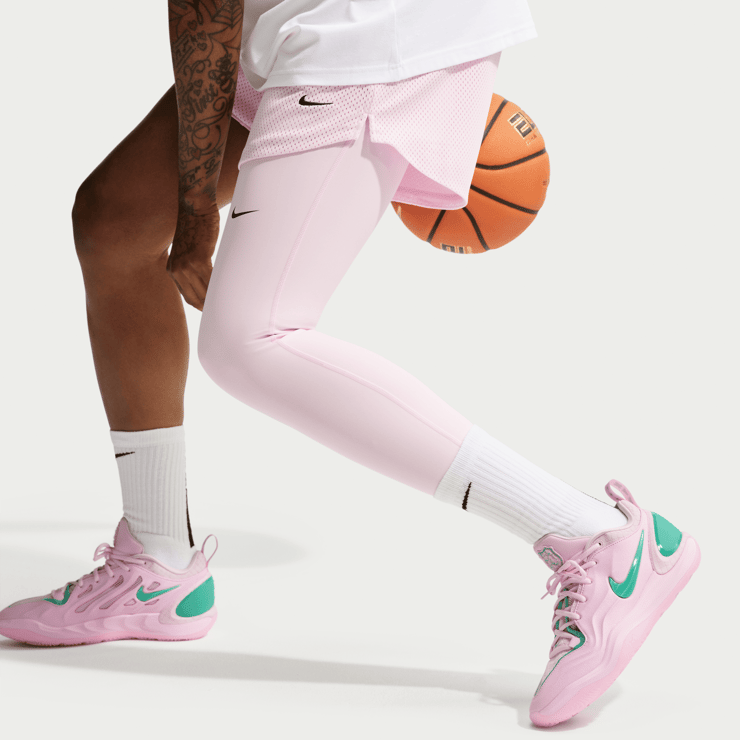 Nike A'Two Pinkies Up Angle 10