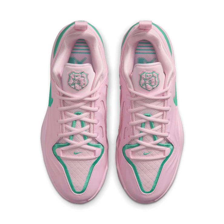 Nike A'Two Pinkies Up Angle 3