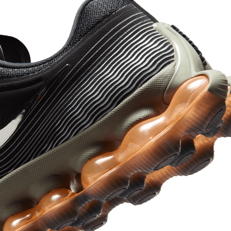 Nike Air Liquid Max AW Black Metallic Silver Angle 6