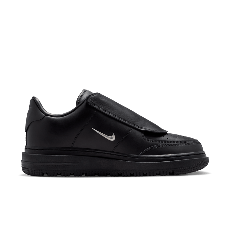 Nike Air Force 1 Low Luxe Black Angle 2