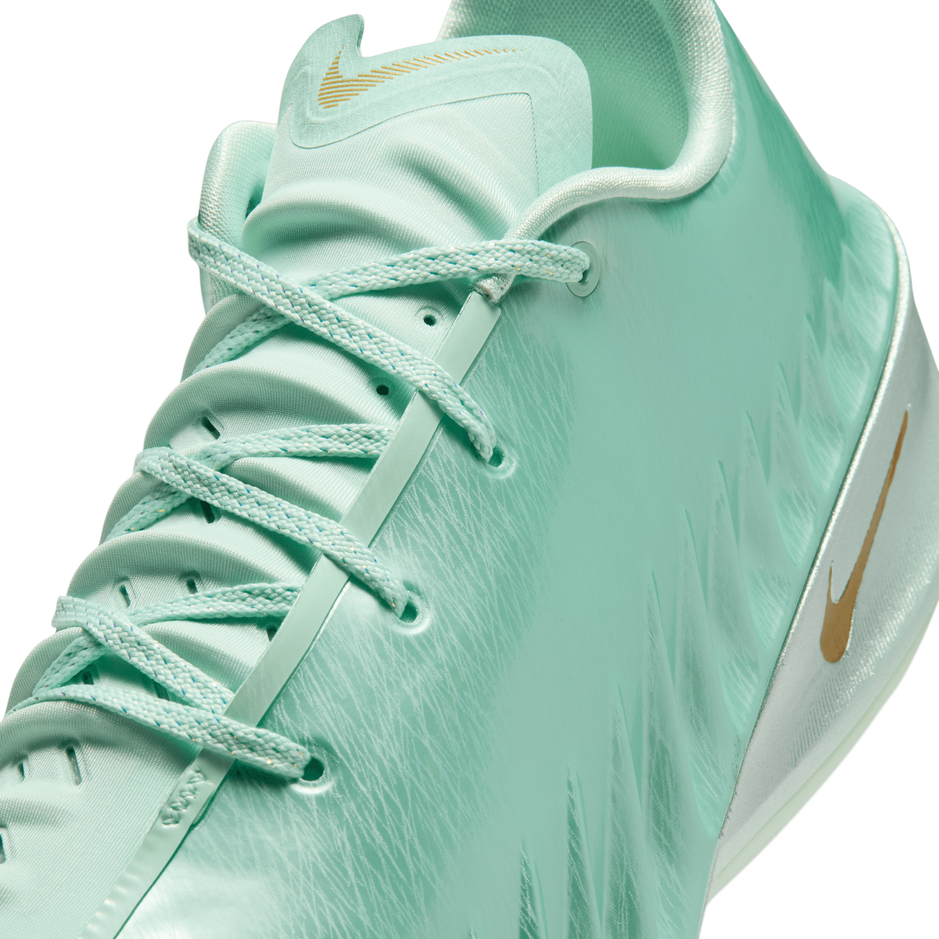 Nike GT Cut 4 NY vs. NY Victor Wembanyama PE Angle 6