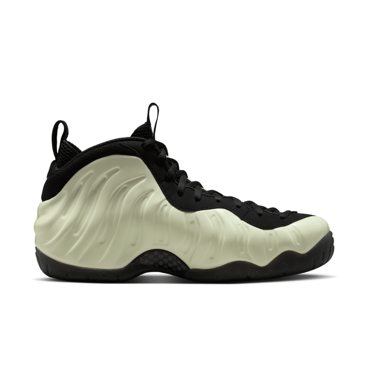 Nike Air Foamposite Pro Glow-In-The-Dark Angle 2