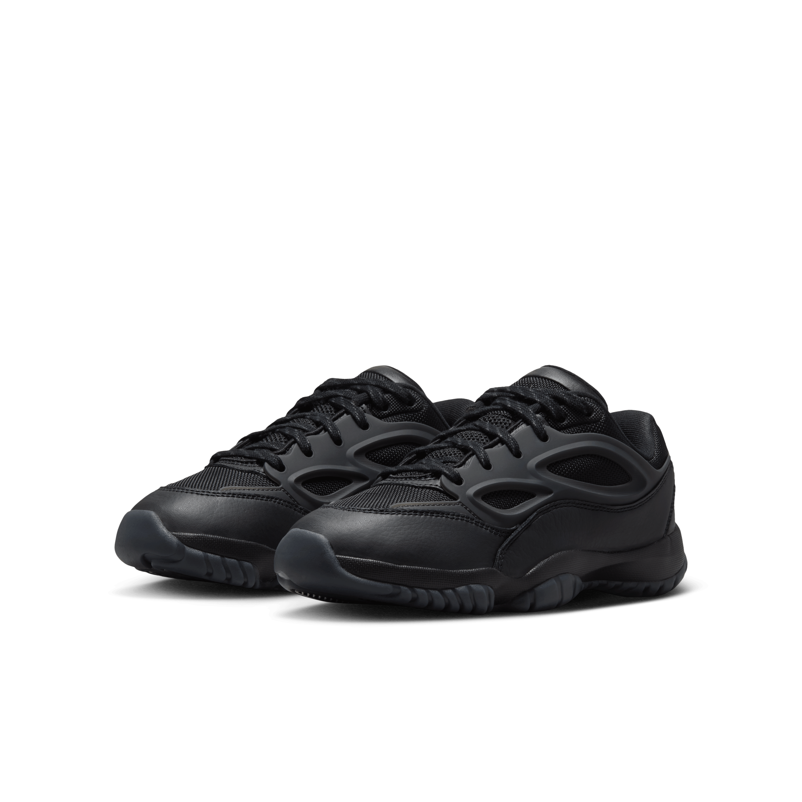 Jordan DMSN 95 Black (GS) Angle 4