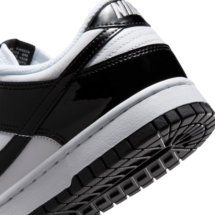 Nike Dunk Low SE Patent Panda (W) Angle 7