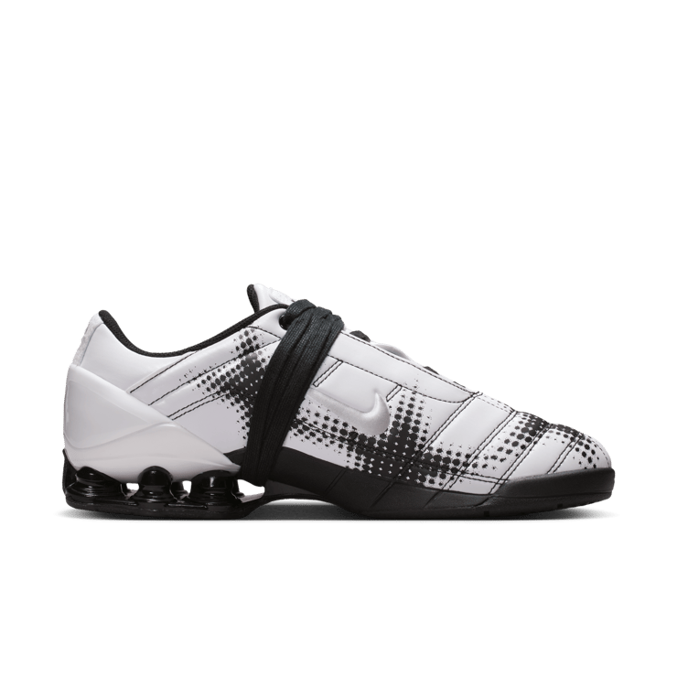 Nike Total 90 Shox Magia White Black (W) Angle 2