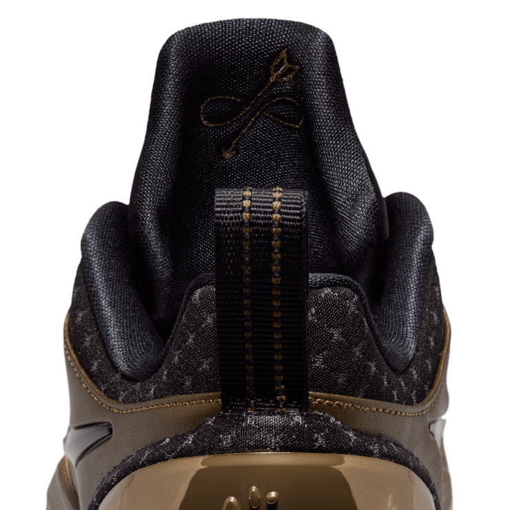 Nike A'Two Alpha Angle 8