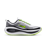 Nike Vomero Plus Distance Angle 2