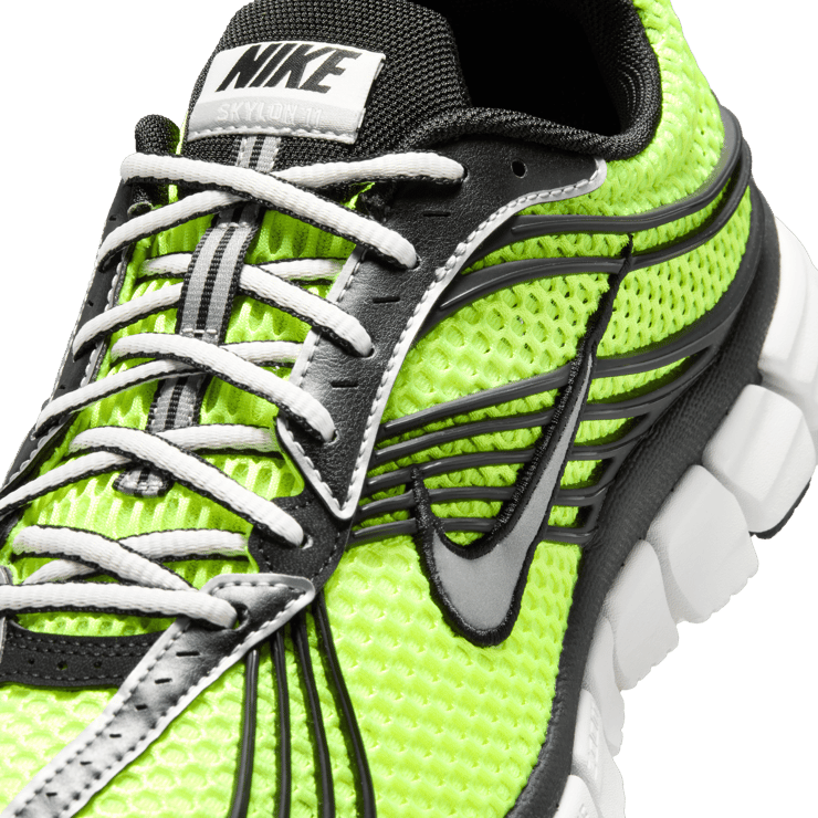 Nike Zoom Skylon 11 Volt Black Angle 6