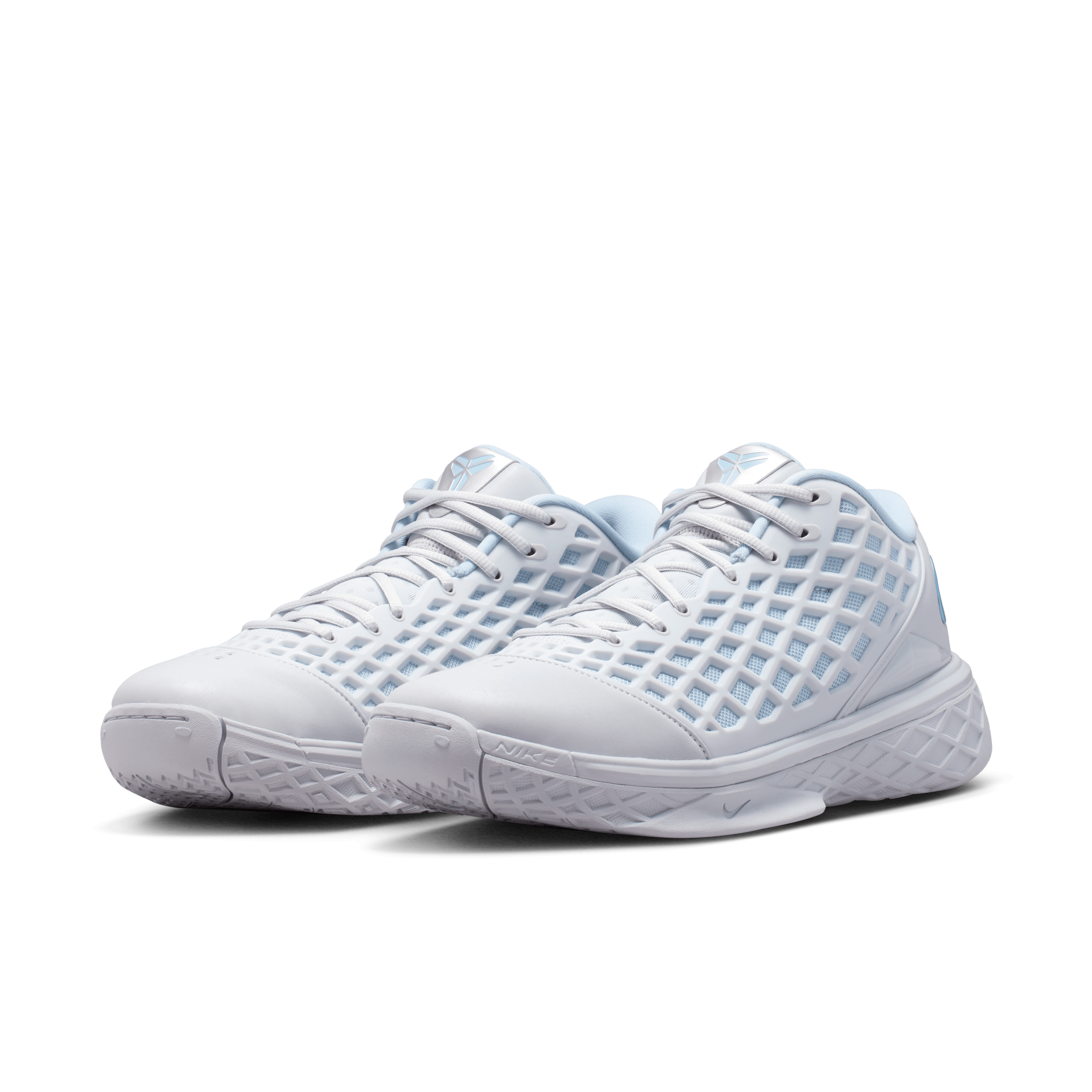 Nike Kobe 3 Low Protro Platinum Grey Angle 4