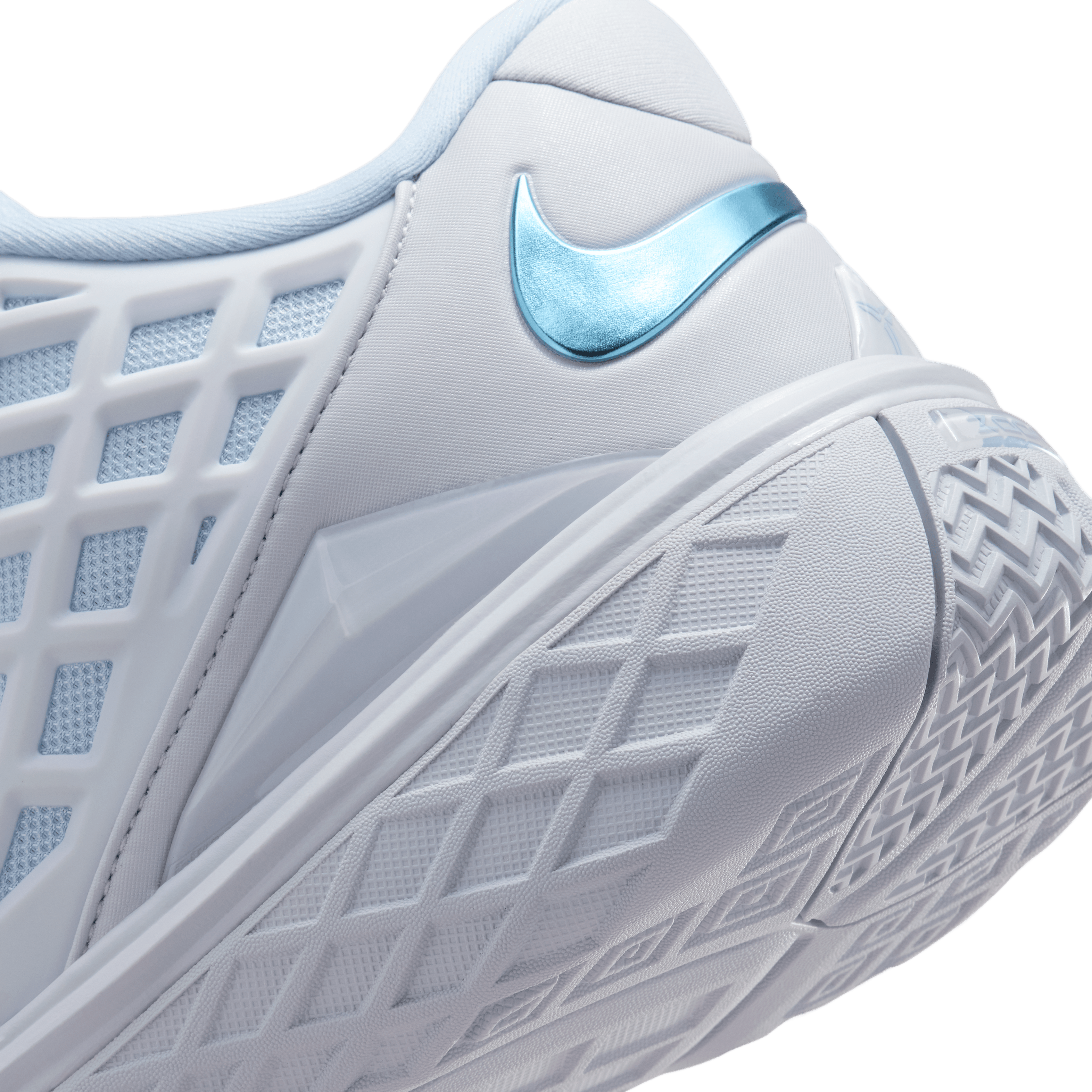 Nike Kobe 3 Low Protro Platinum Grey Angle 7
