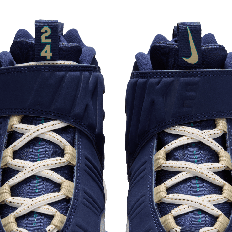 Nike Air Griffey 1 Metal Cleat Hall of Fame Angle 9