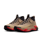 Nike ACG Zegama Hike British Khaki Angle 4