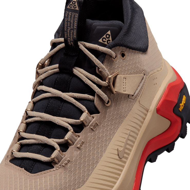 Nike ACG Zegama Hike British Khaki Angle 6