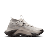 Nike ACG Zegama Hike Light Orewood Brown Angle 2