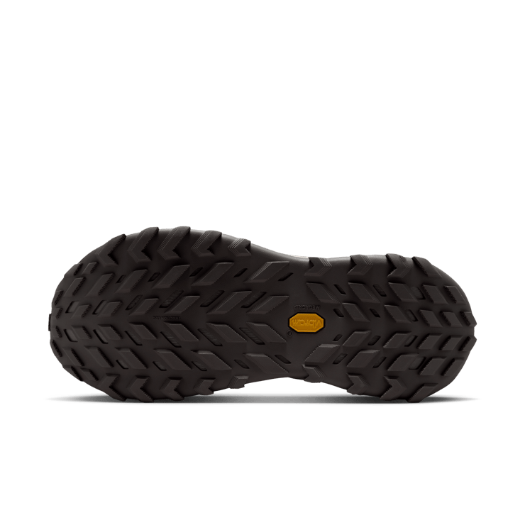 Nike ACG Zegama Hike Light Orewood Brown Angle 1