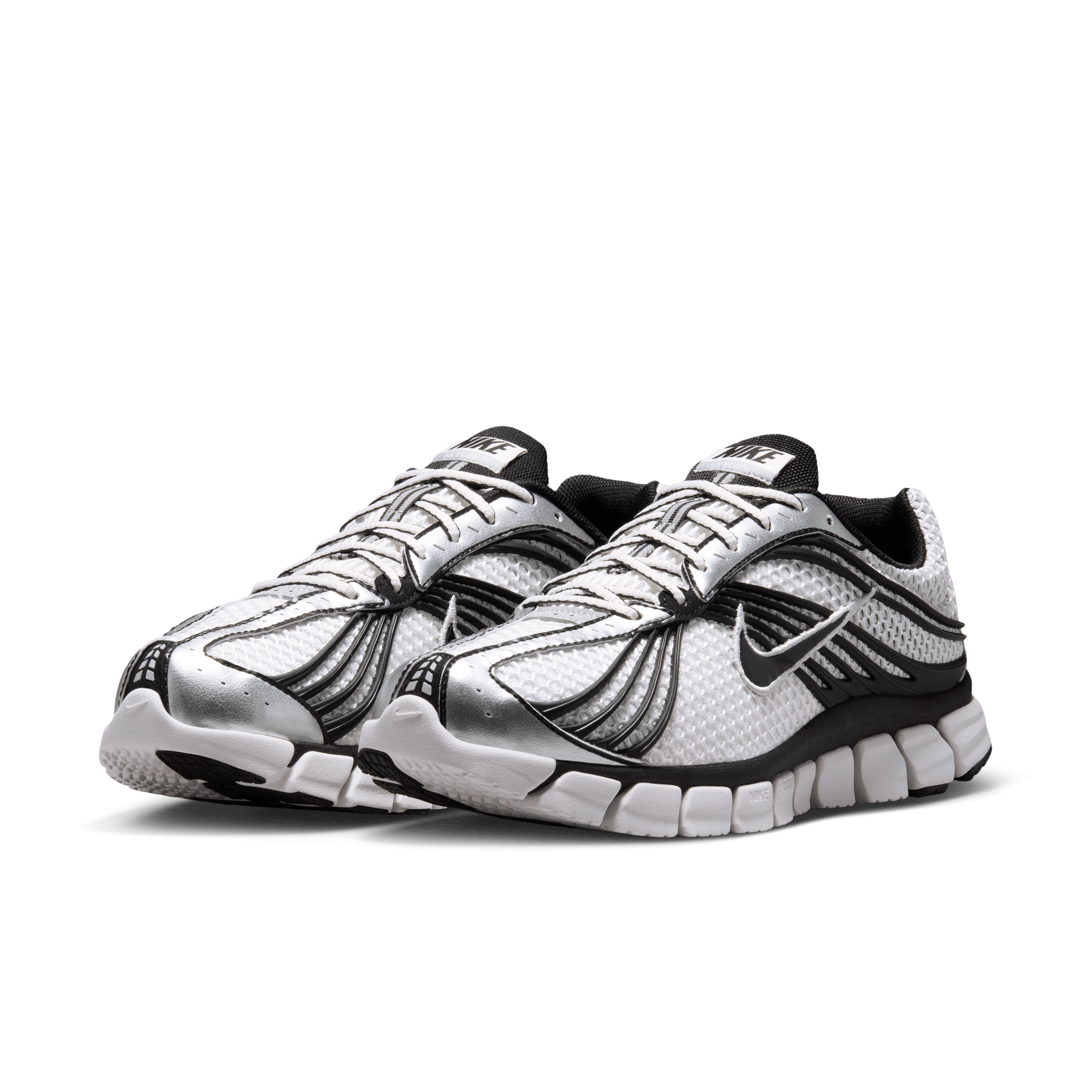 Nike Zoom Skylon 11 White Black Angle 4