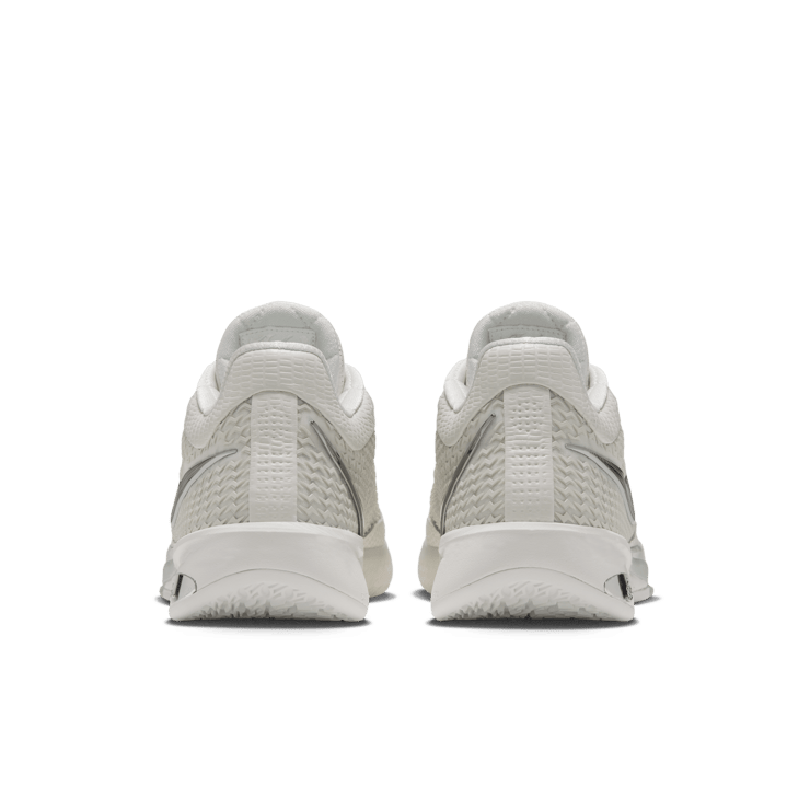 Nike Sabrina 4 LX White Label Angle 4