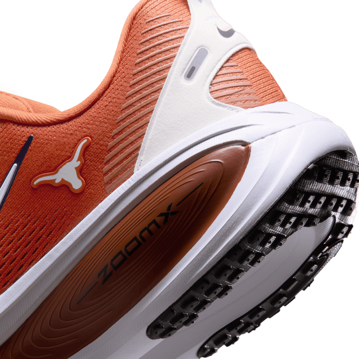 Nike Vomero 18 Texas Angle 7