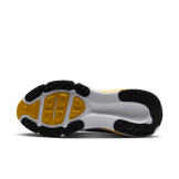 Nike Vomero 18 Baylor Angle 1