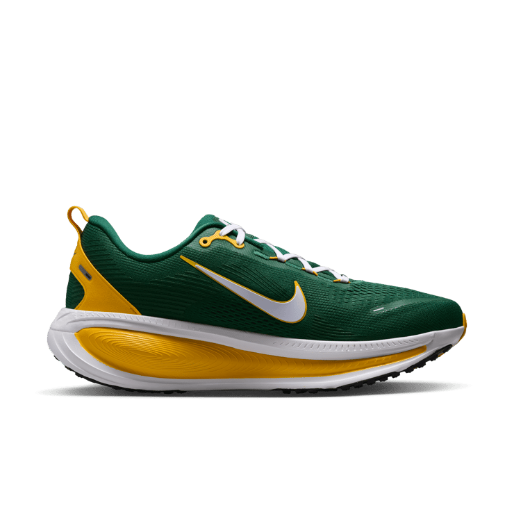 Nike Vomero 18 Baylor Angle 2