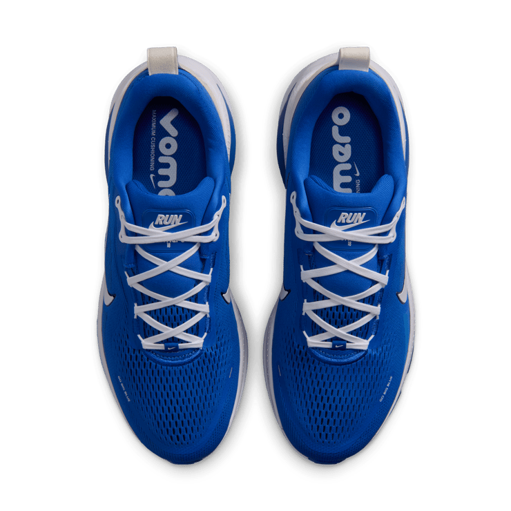 Nike Vomero 18 Kentucky Angle 3