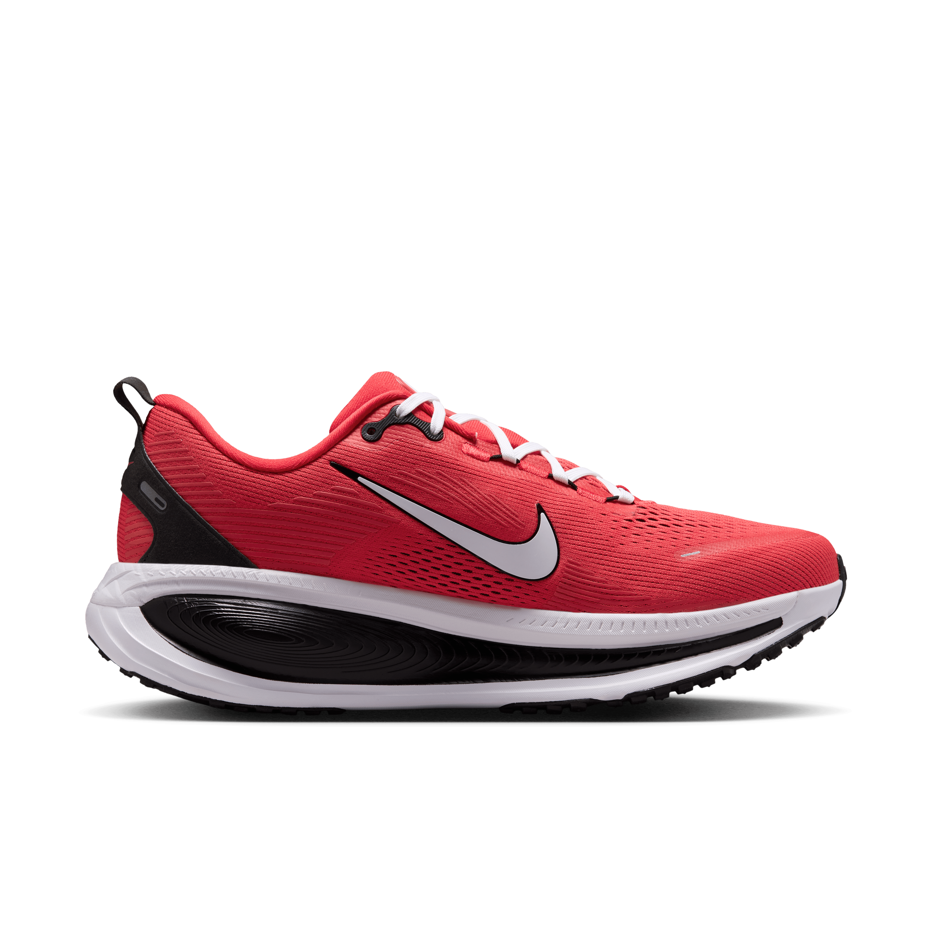 Nike Vomero 18 Ohio State Angle 2