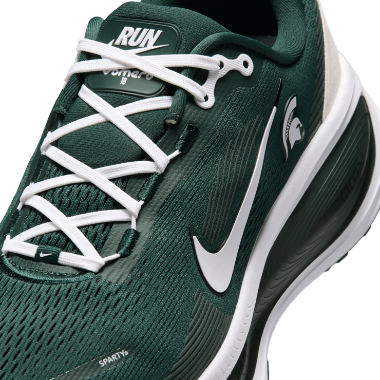 Nike Vomero 18 Michigan State Angle 6