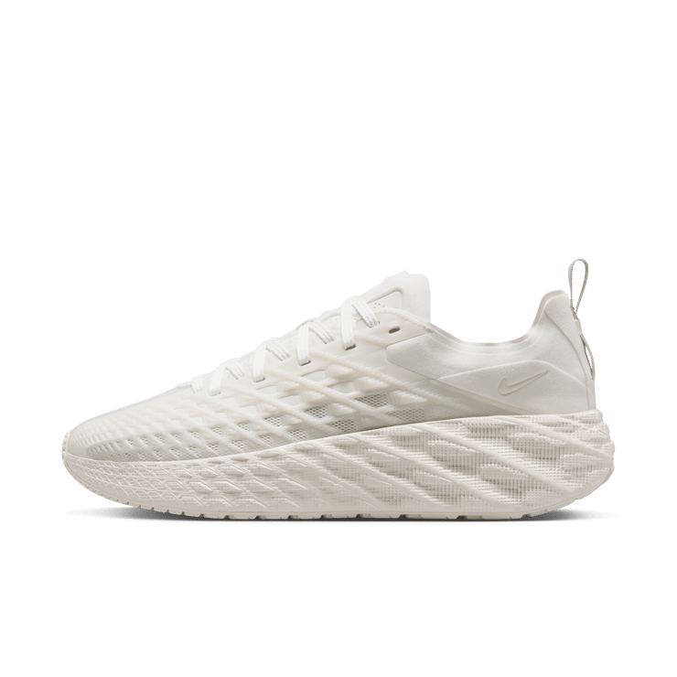 Nike Ava Edge Summit White Angle 0