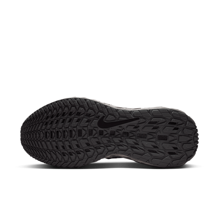 Nike Ava Edge Black Metallic Silver Angle 1