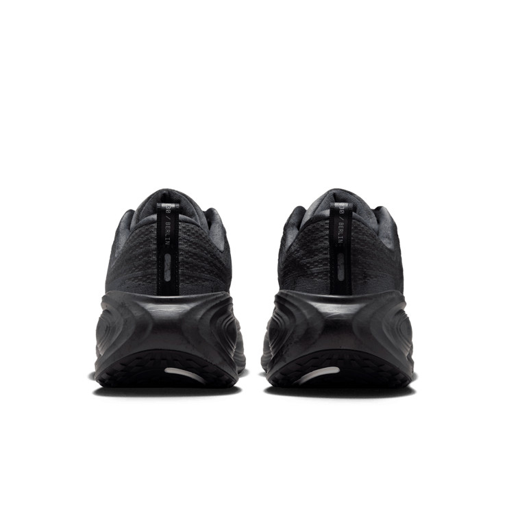 Nike Vomero Plus Berlin Marathon Angle 5