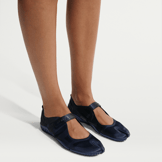 NikeSKIMS Rift Satin Obsidian (W) Angle 10
